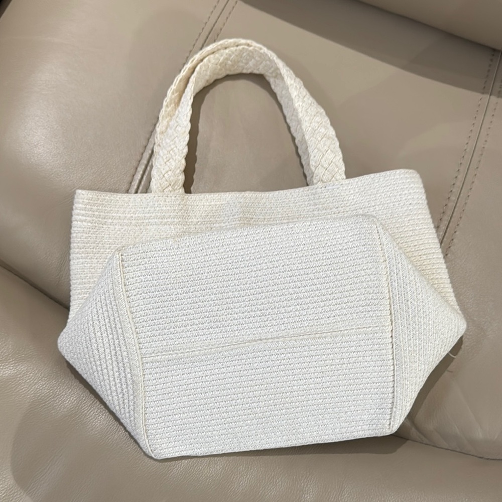 Talbots White Woven Small Hand Bag - Picture 5 of 10